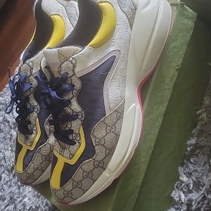 Gucci men's GG rhyton sneakers